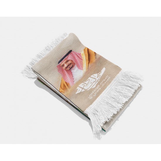 وشاح اليوم الوطني السعودي 92 ، خامة ساتان تصميم احترافي لاحد شعارات اليوم الوطني ، مناسب للتعبير والاحتفال بهذه المناسبة SHA-016